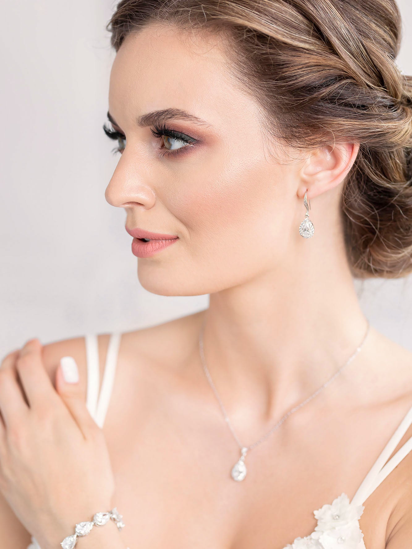 Bridesmaid Earrings - Victoria