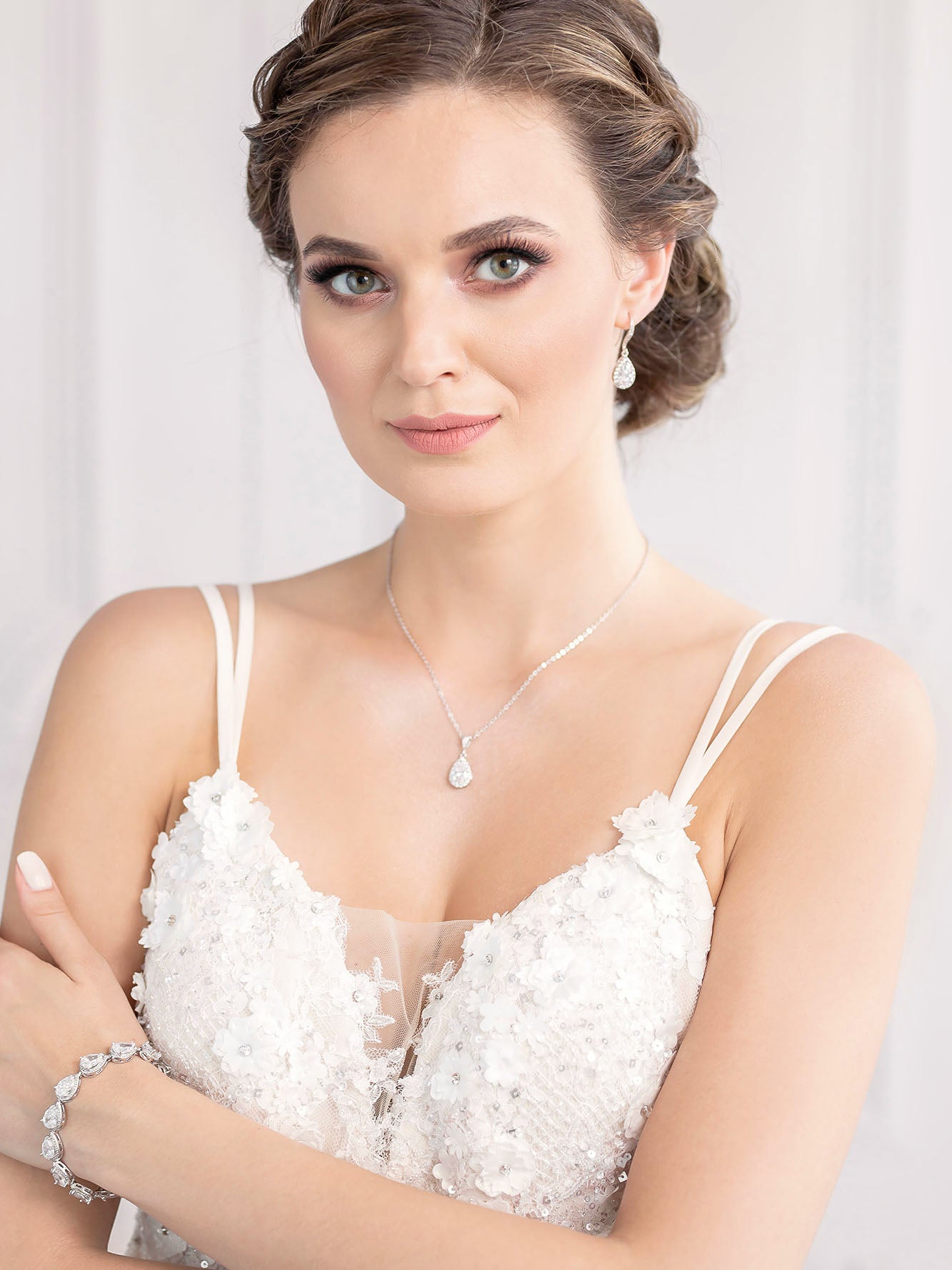 Bridesmaid Jewelry - Victoria Pendant Bridesmaid Hangers Bridesmaid Jewelry - Victoria Pendant Bridesmaid Hangers